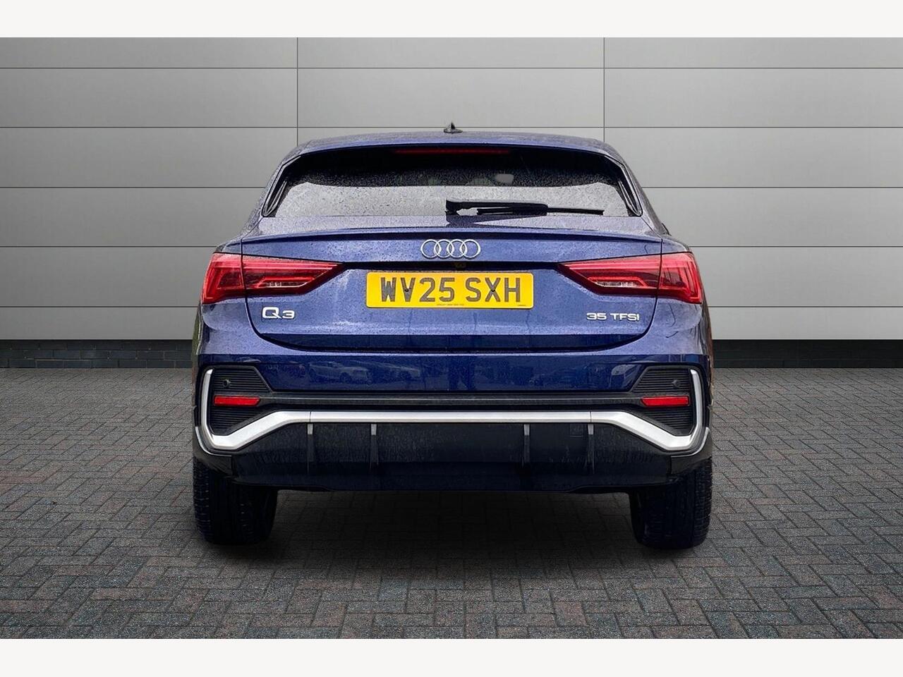 Used Audi Q3 2025 for sale - 76900151: Photo 11