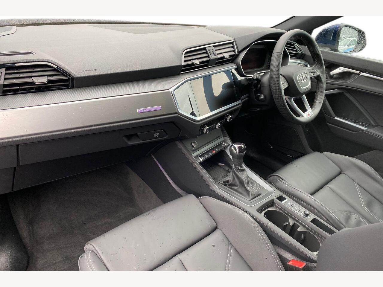 Used Audi Q3 2025 for sale - 76900151: Photo 2