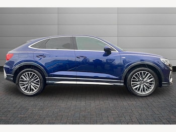 Used Audi Q3 2025 for sale - 76900151: Photo