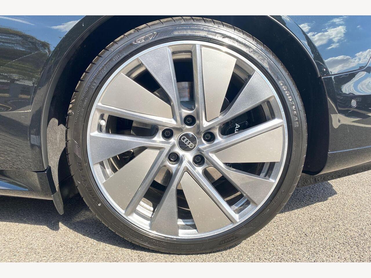 Used Audi RS e-tron GT 2023 for sale - 76675679: Photo 20