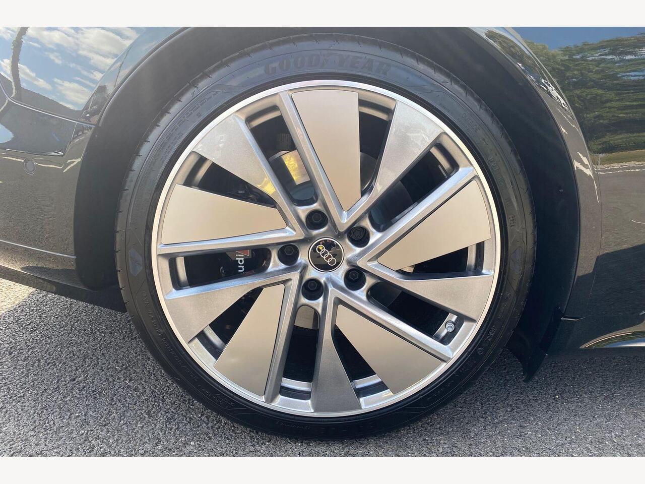 Used Audi RS e-tron GT 2023 for sale - 76675679: Photo 21