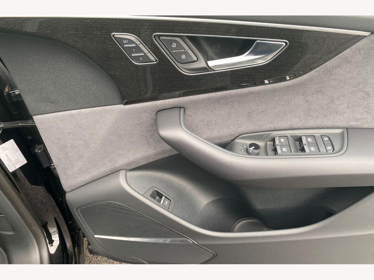 Used Audi Q8 2025 for sale - 76679420: Photo 15