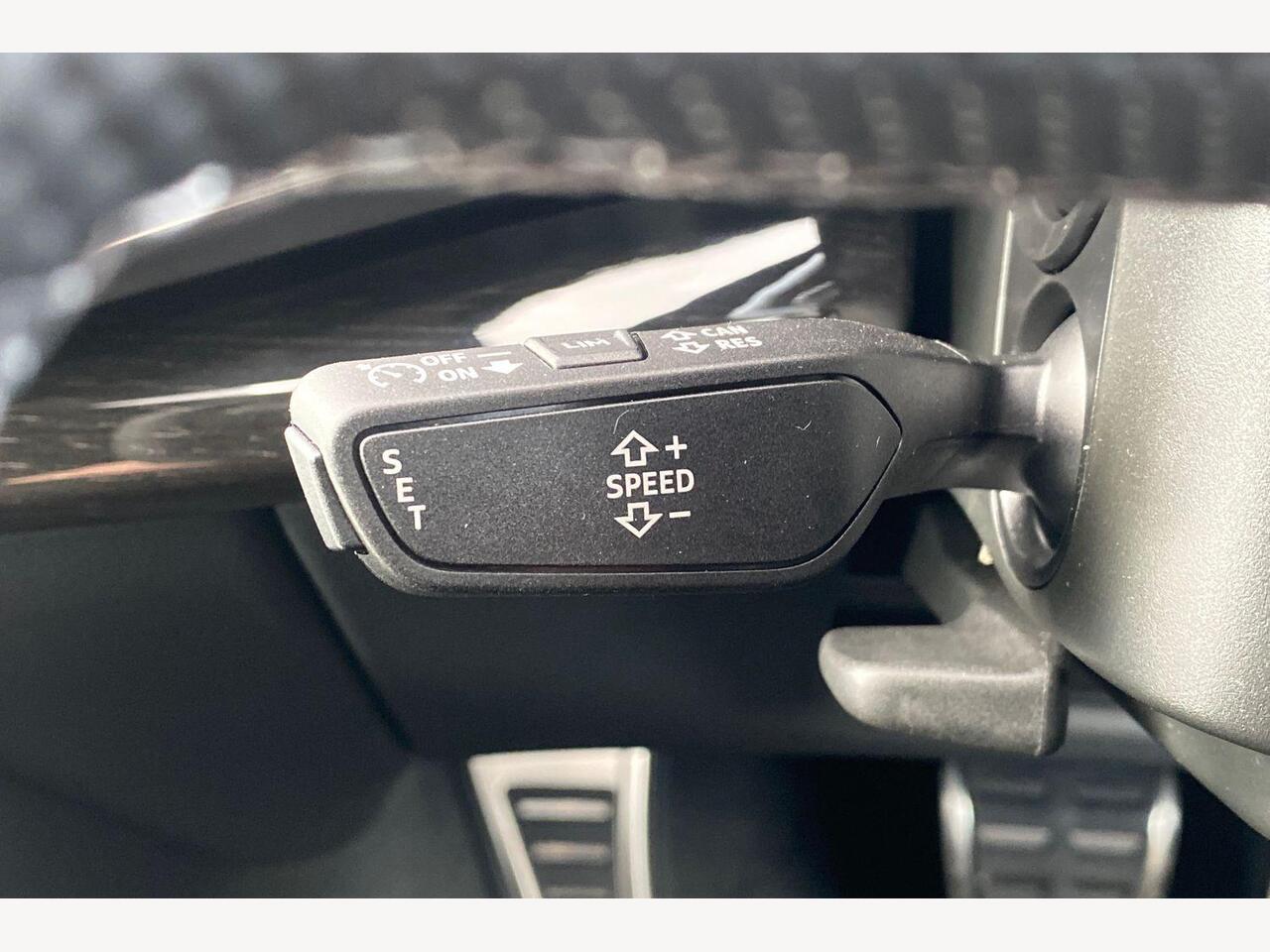 Used Audi Q8 2025 for sale - 76679420: Photo 18