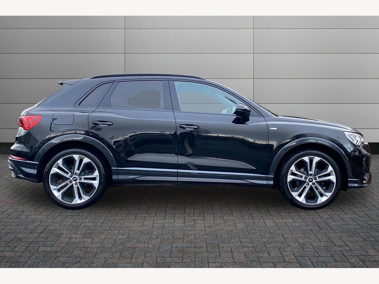 Used Audi Q3 2020 for sale - 77239431: Photo 5