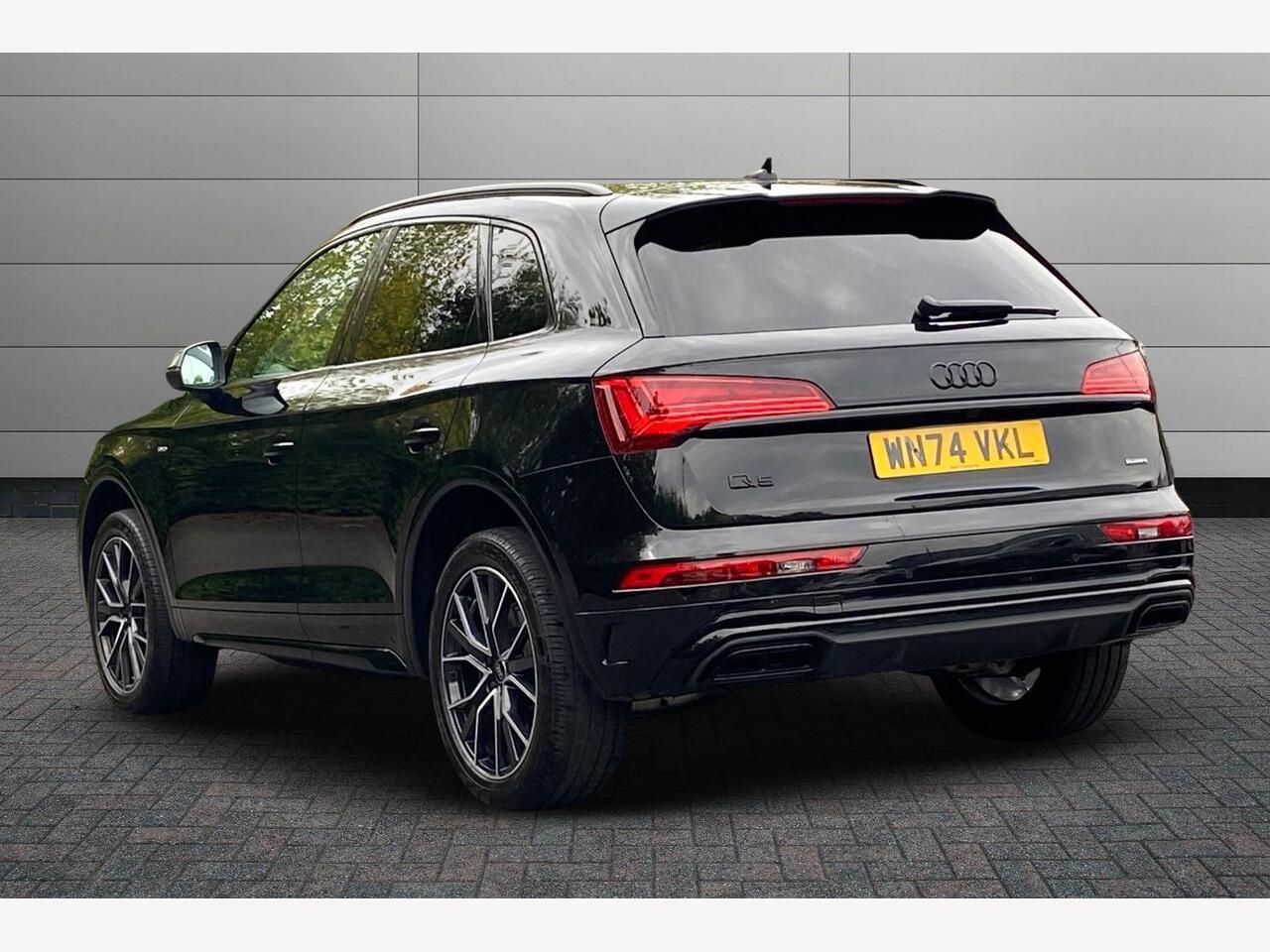 Used Audi Q5 2024 for sale - 76678636: Photo 3