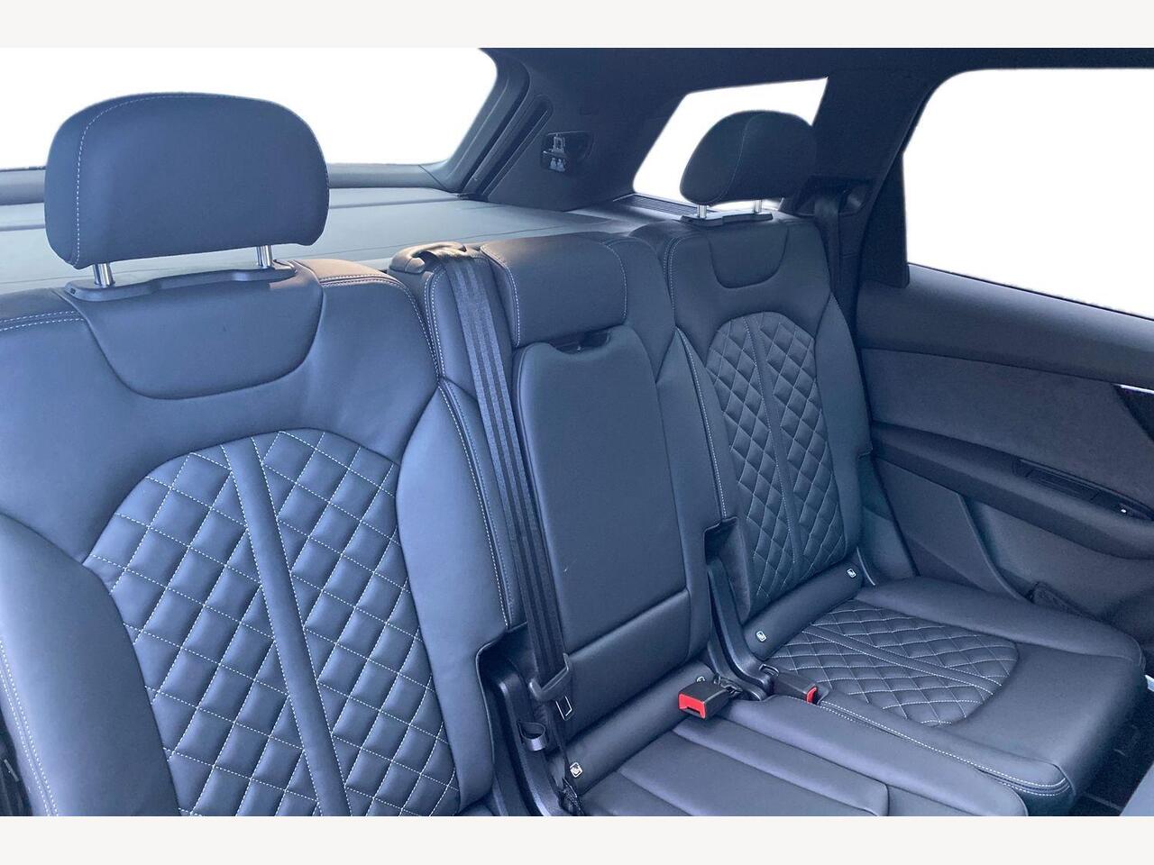 Used Audi Q7 2025 for sale - 76678859: Photo 8