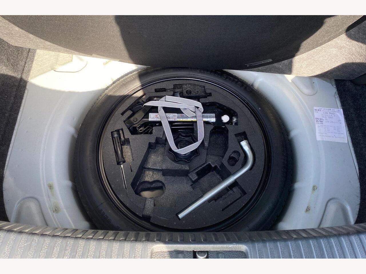 Used Volkswagen Scirocco 2017 for sale - 78183387: Photo 15