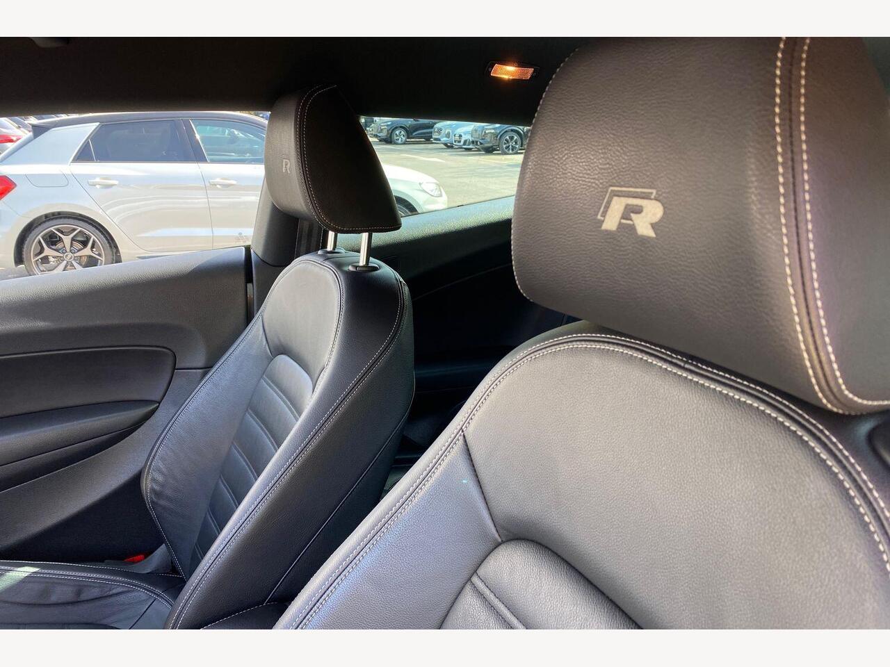 Used Volkswagen Scirocco 2017 for sale - 78183387: Photo 16