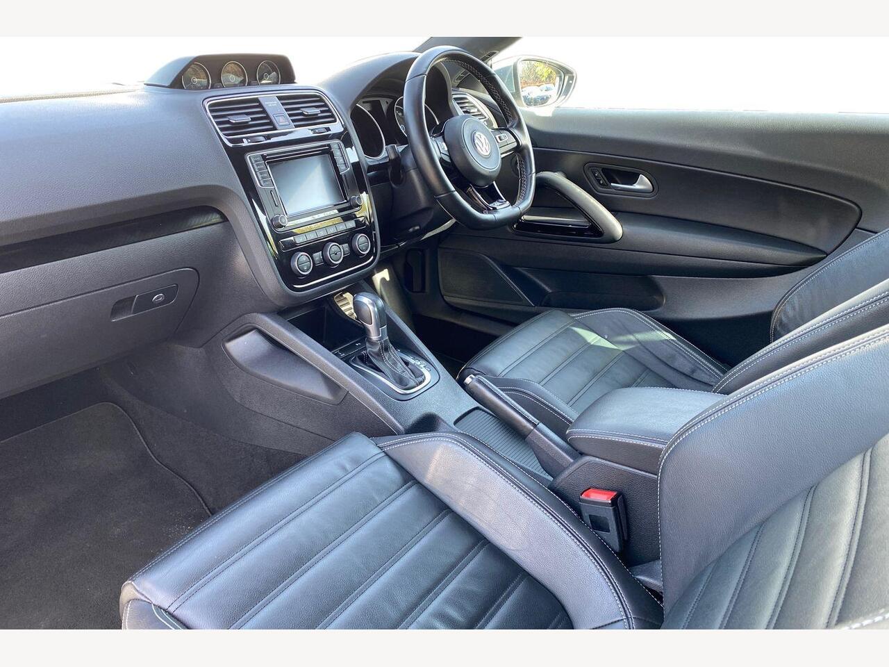 Used Volkswagen Scirocco 2017 for sale - 78183387: Photo 2