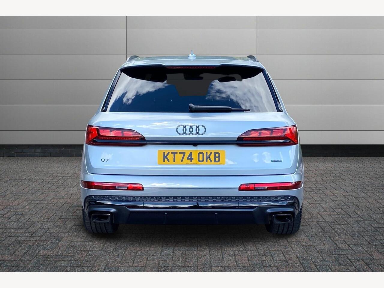 Used Audi Q7 2025 for sale - 76680233: Photo 11