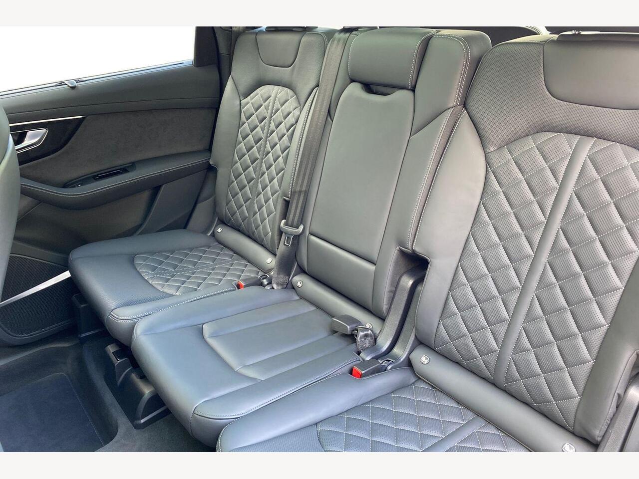 Used Audi Q7 2025 for sale - 76680233: Photo 8