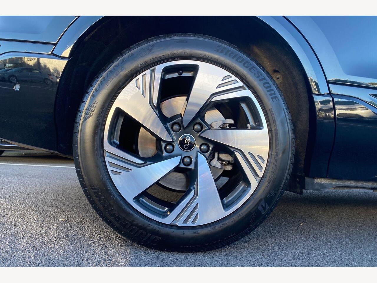 Used Audi Q6 e-tron 2025 for sale - 76679923: Photo 15