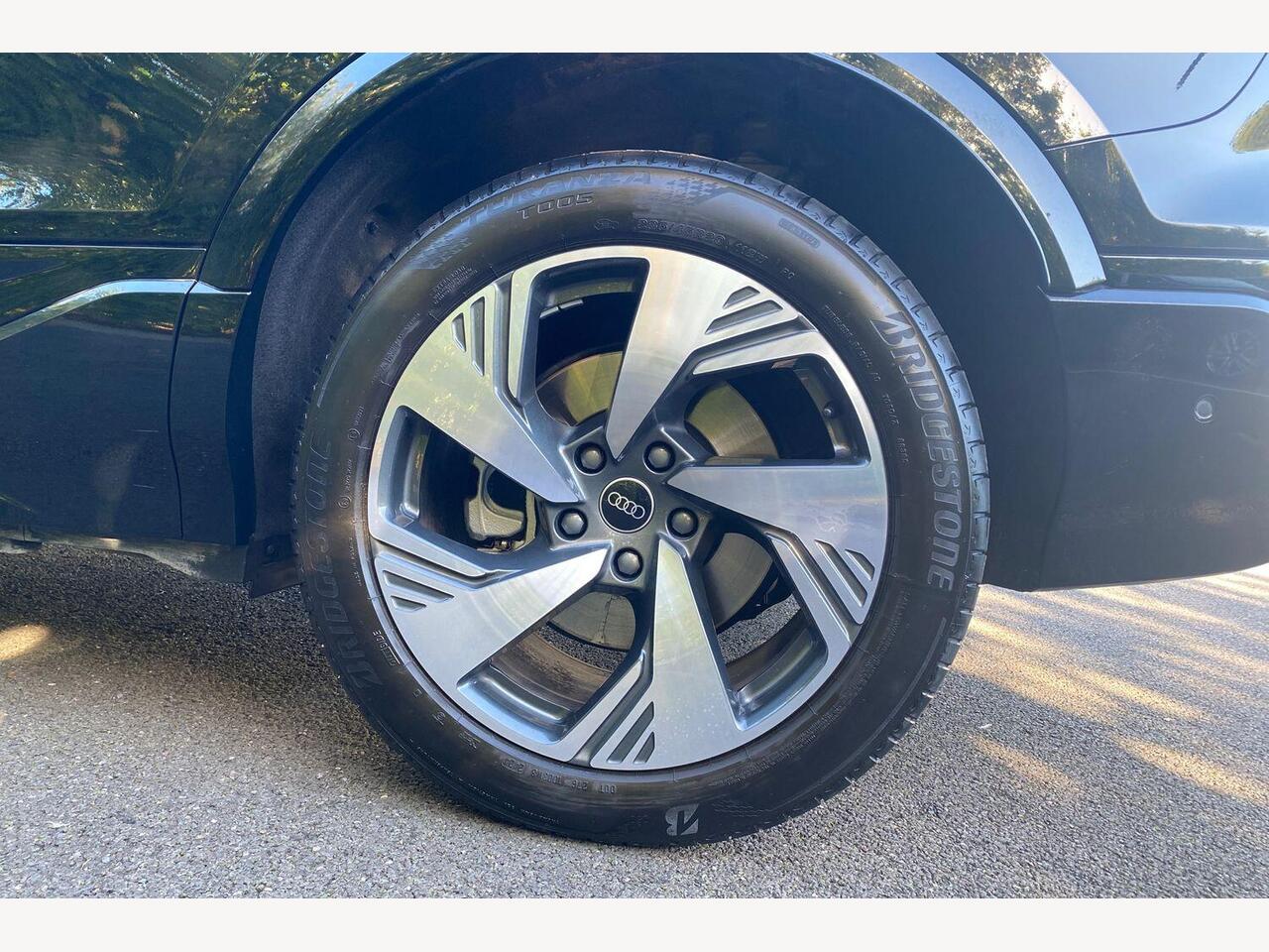 Used Audi Q6 e-tron 2025 for sale - 76679923: Photo 17