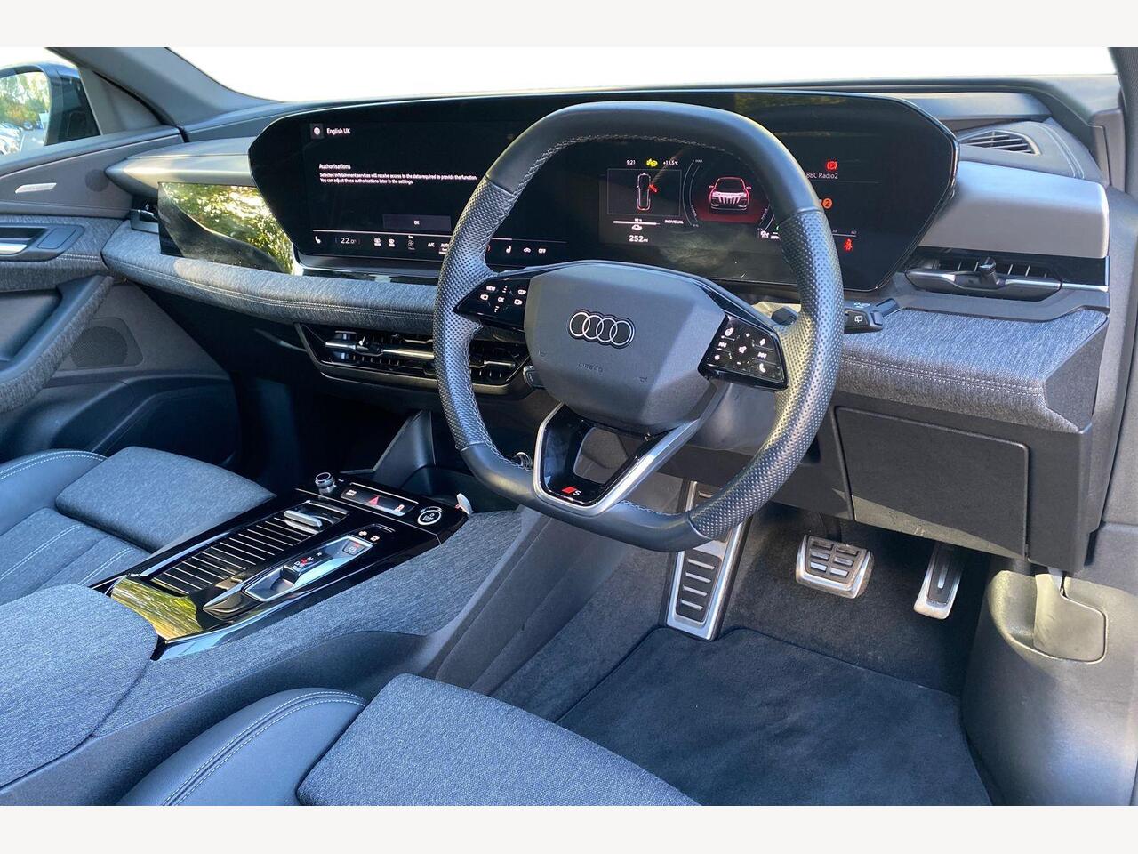 Used Audi Q6 e-tron 2025 for sale - 76679923: Photo 6