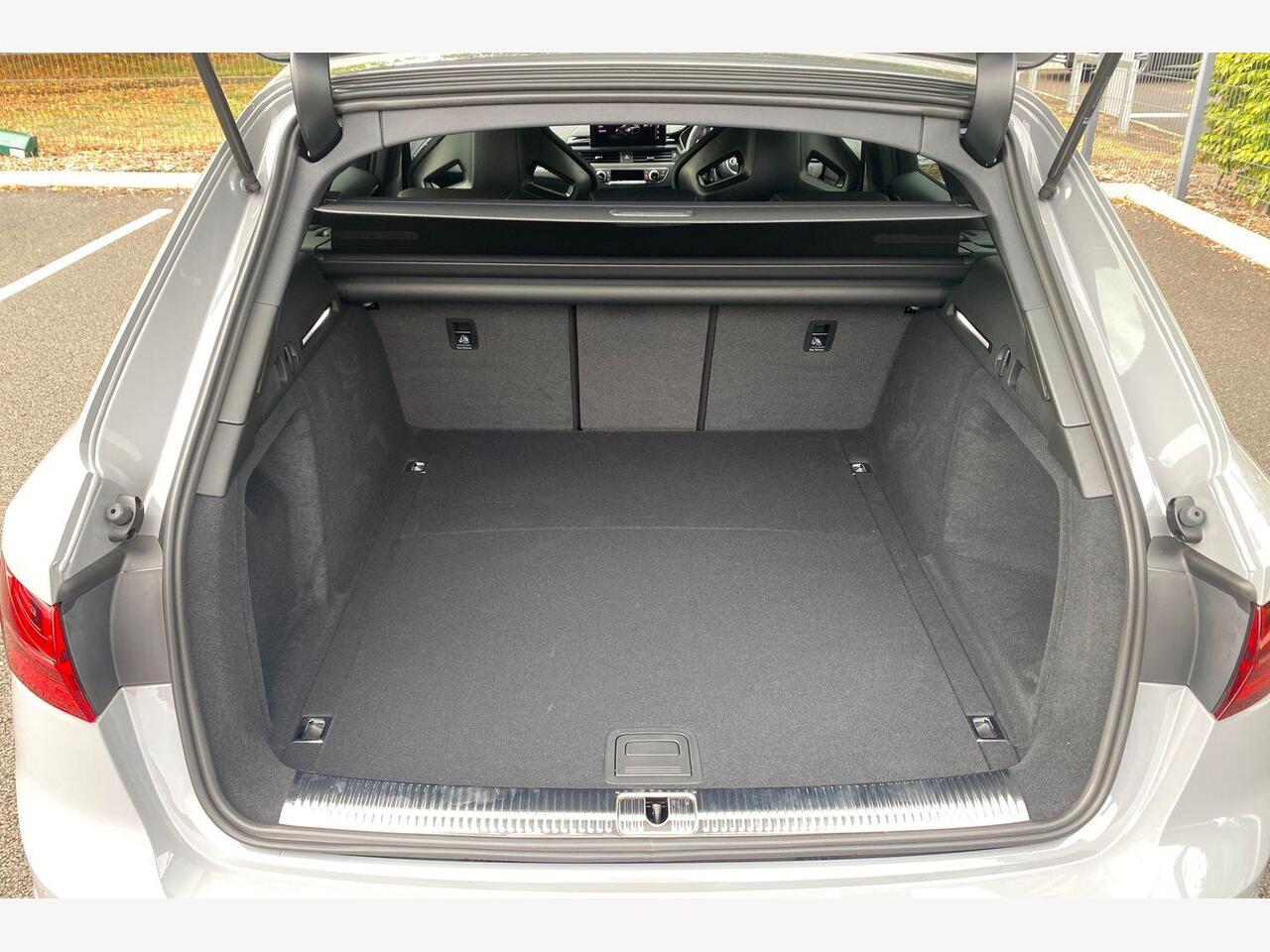 Used Audi RS4 2025 for sale - 76678298: Photo 12