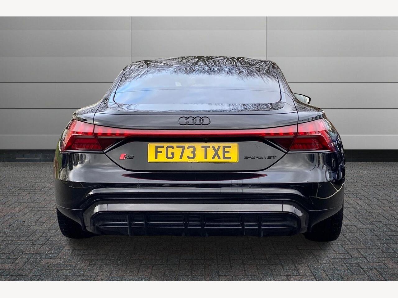 Used Audi RS e-tron GT 2023 for sale - 77685597: Photo 11