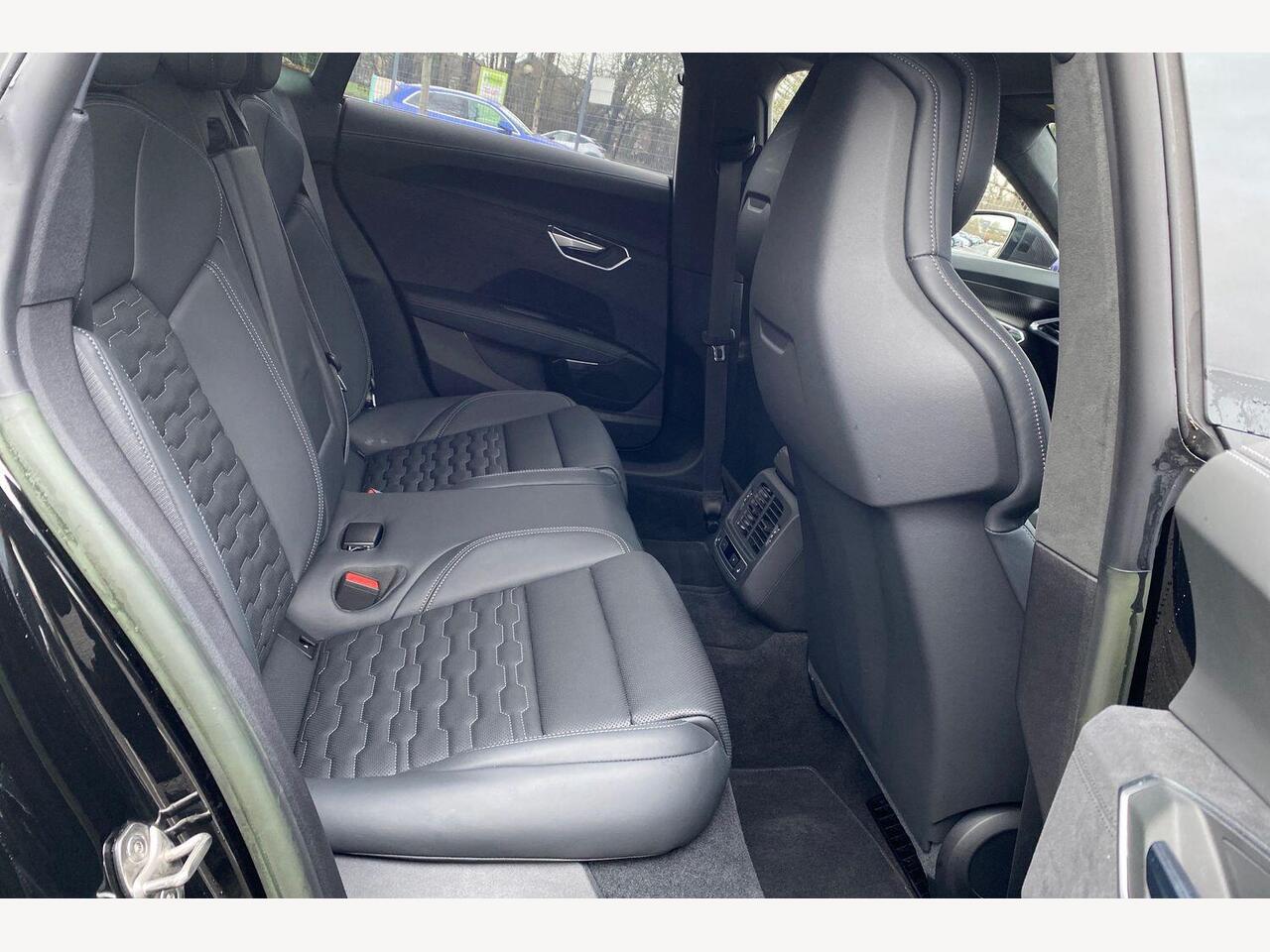 Used Audi RS e-tron GT 2023 for sale - 77685597: Photo 14