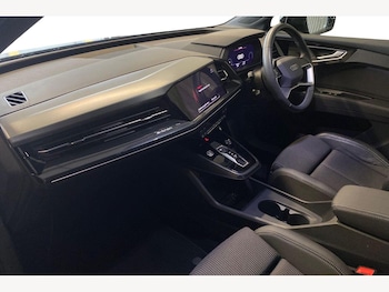 Used Audi Q4 e-tron 2023 for sale - 76772864: Photo