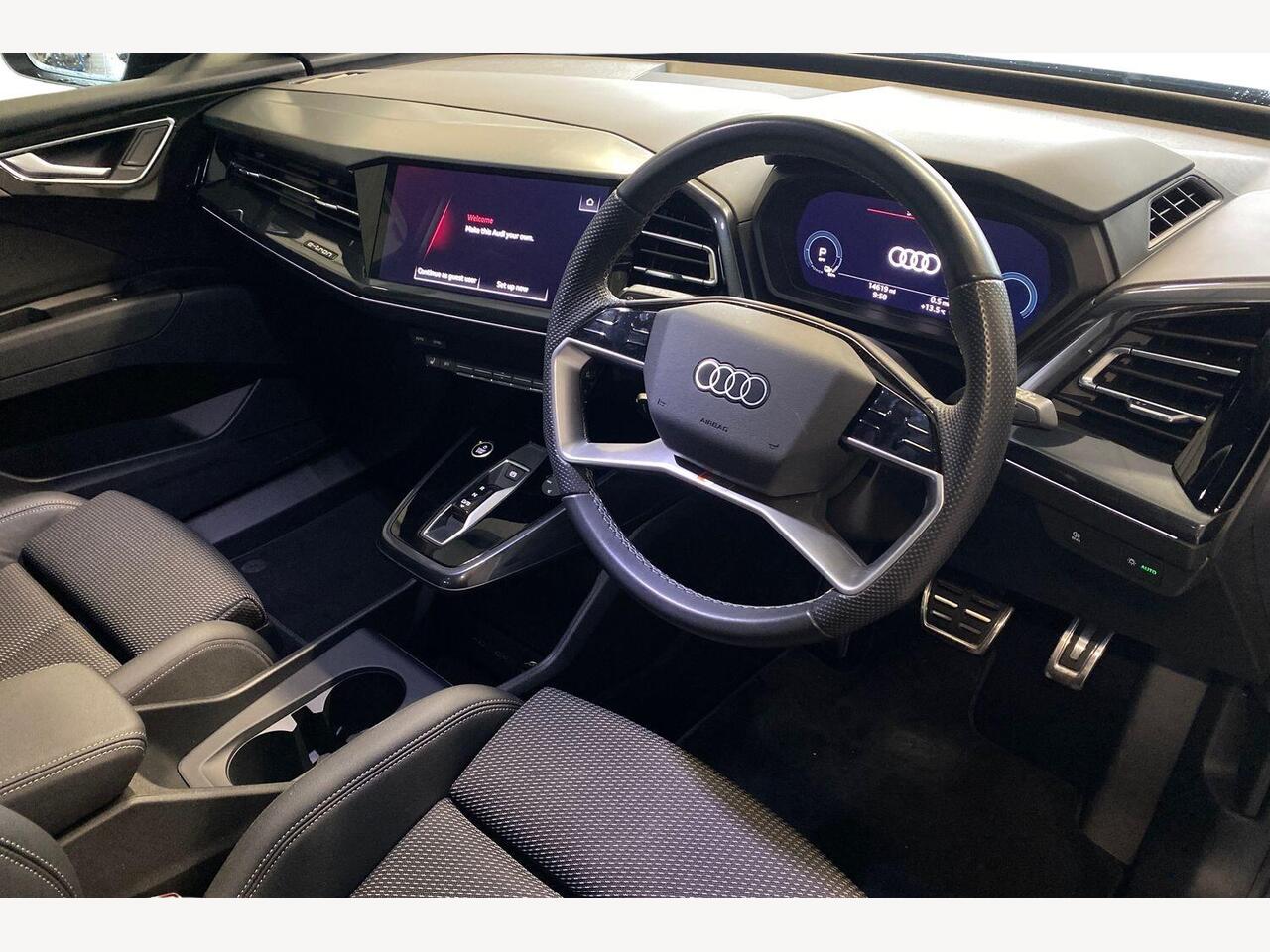 Used Audi Q4 e-tron 2023 for sale - 76772864: Photo 6