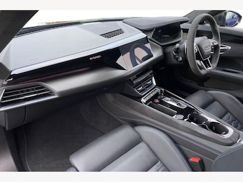 Used Audi RS e-tron GT 2023 for sale - 77293108: Photo