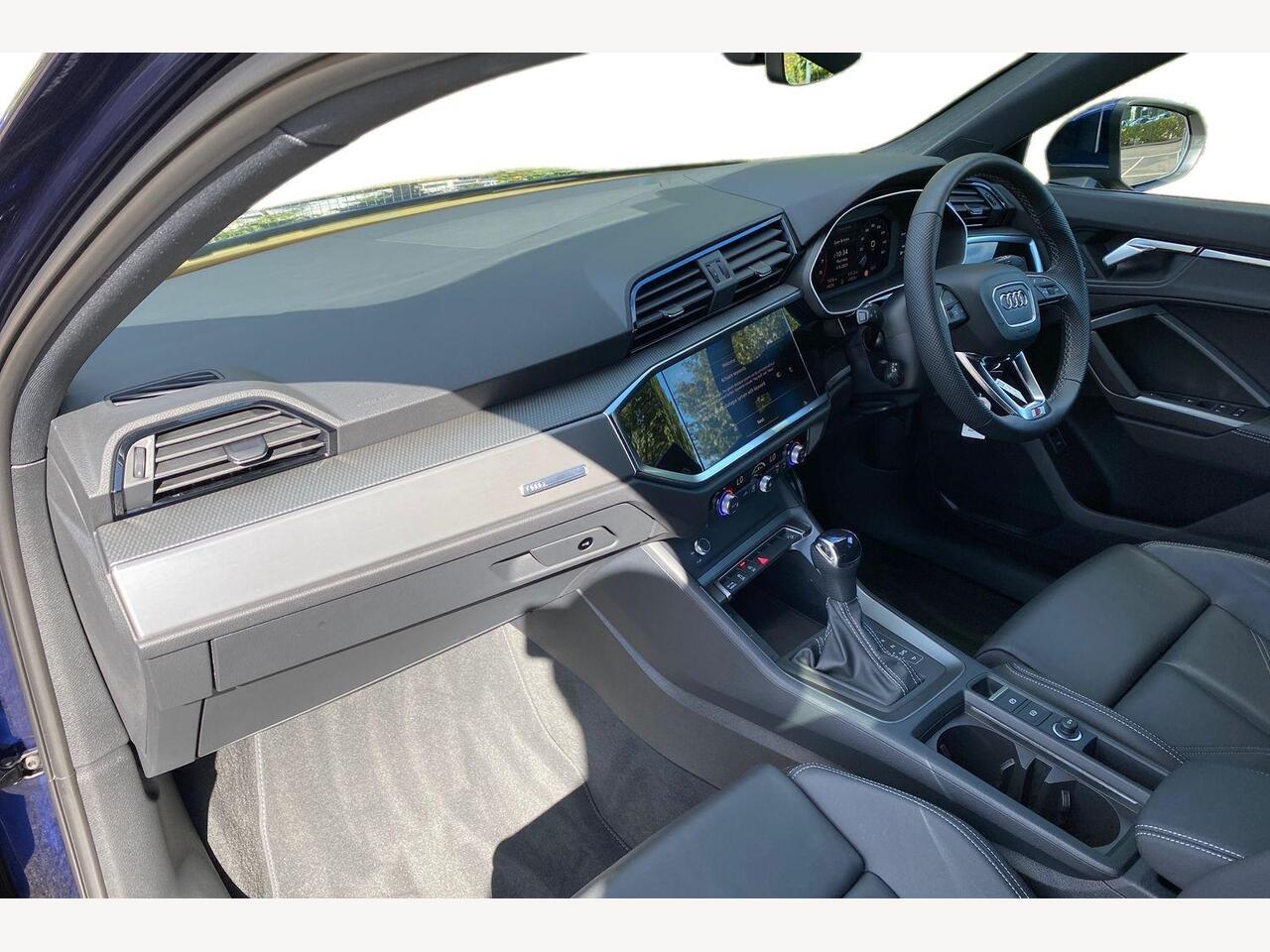 Used Audi Q3 2024 for sale - 76677040: Photo 2