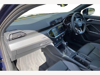 Used Audi Q3 2024 for sale - 76677040: Photo