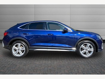 Used Audi Q3 2024 for sale - 76677040: Photo