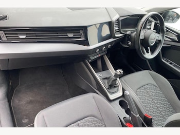 Used Audi A1 2019 for sale - 76298810: Photo