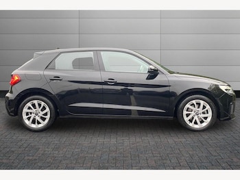 Used Audi A1 2019 for sale - 76298810: Photo