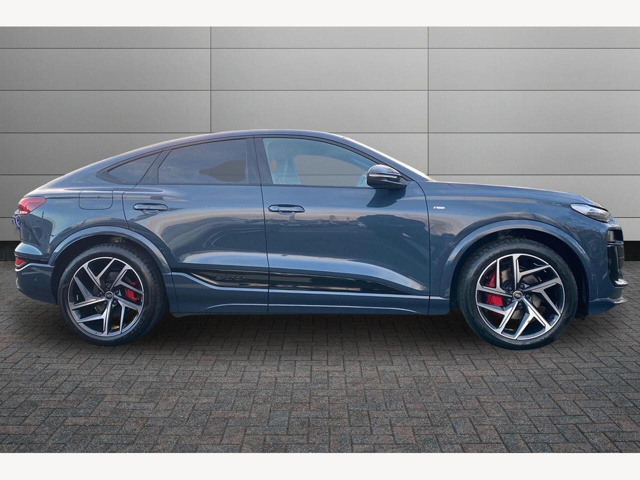 Used Audi Q6 e-tron 2026 for sale - 77673289: Photo 4