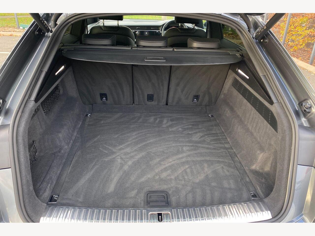 Used Audi Q8 2023 for sale - 76676738: Photo 12