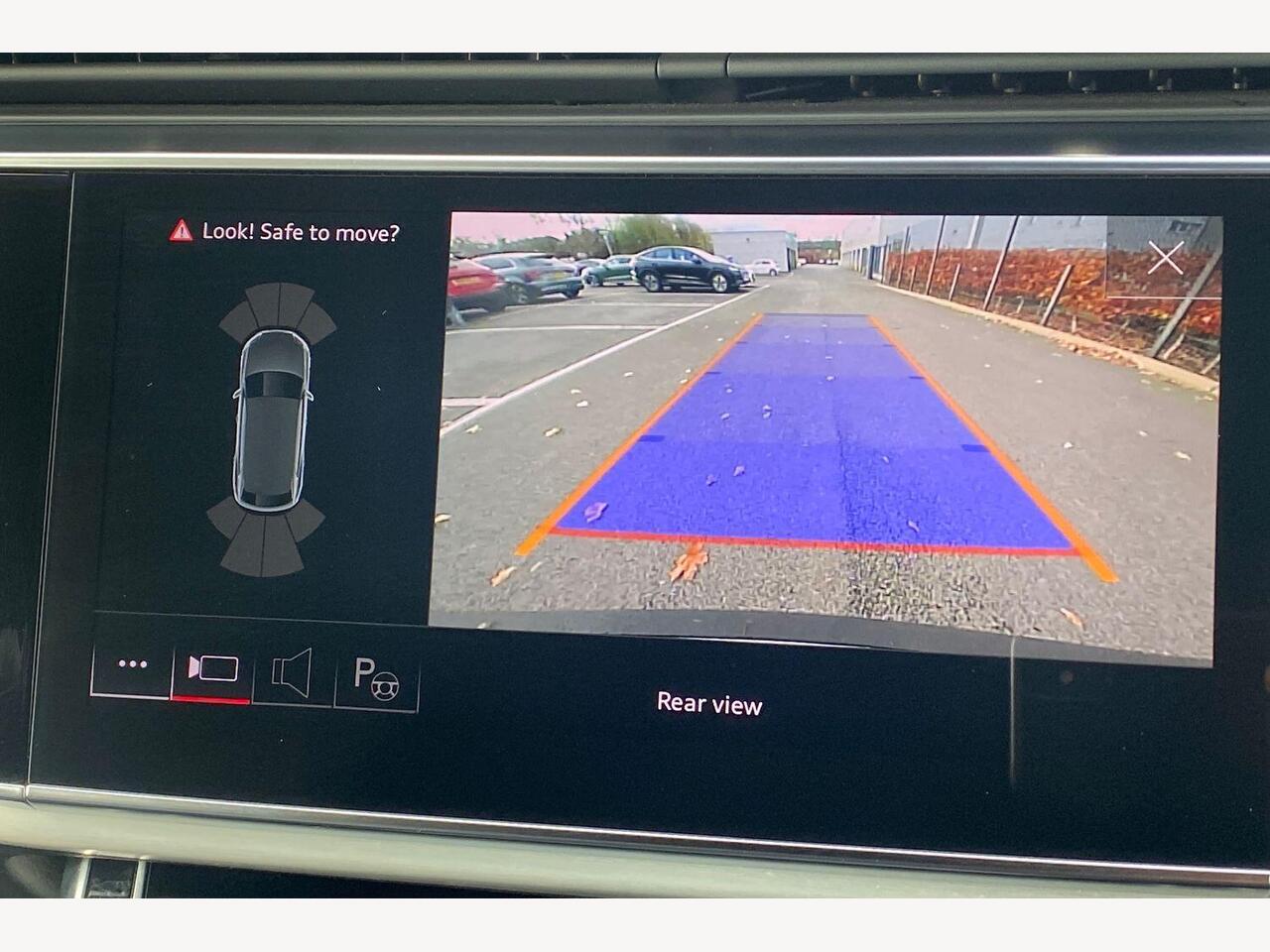 Used Audi Q8 2023 for sale - 76676738: Photo 16