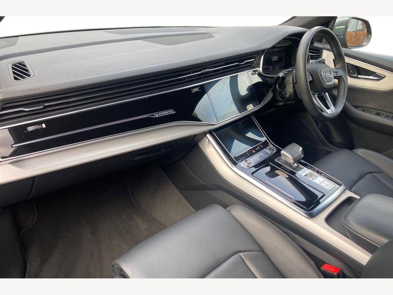 Used Audi Q8 2023 for sale - 76676738: Photo 2