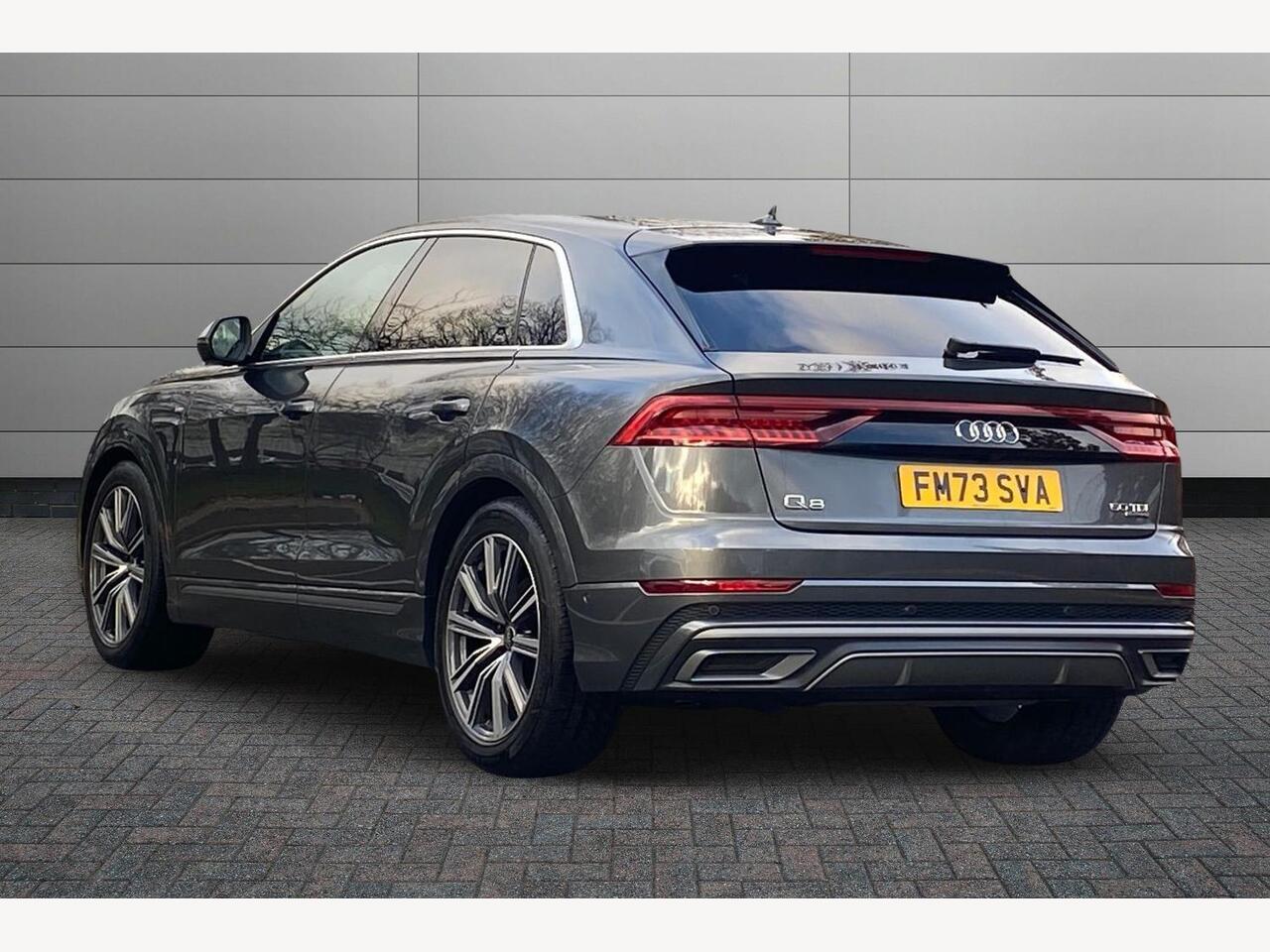 Used Audi Q8 2023 for sale - 76676738: Photo 3