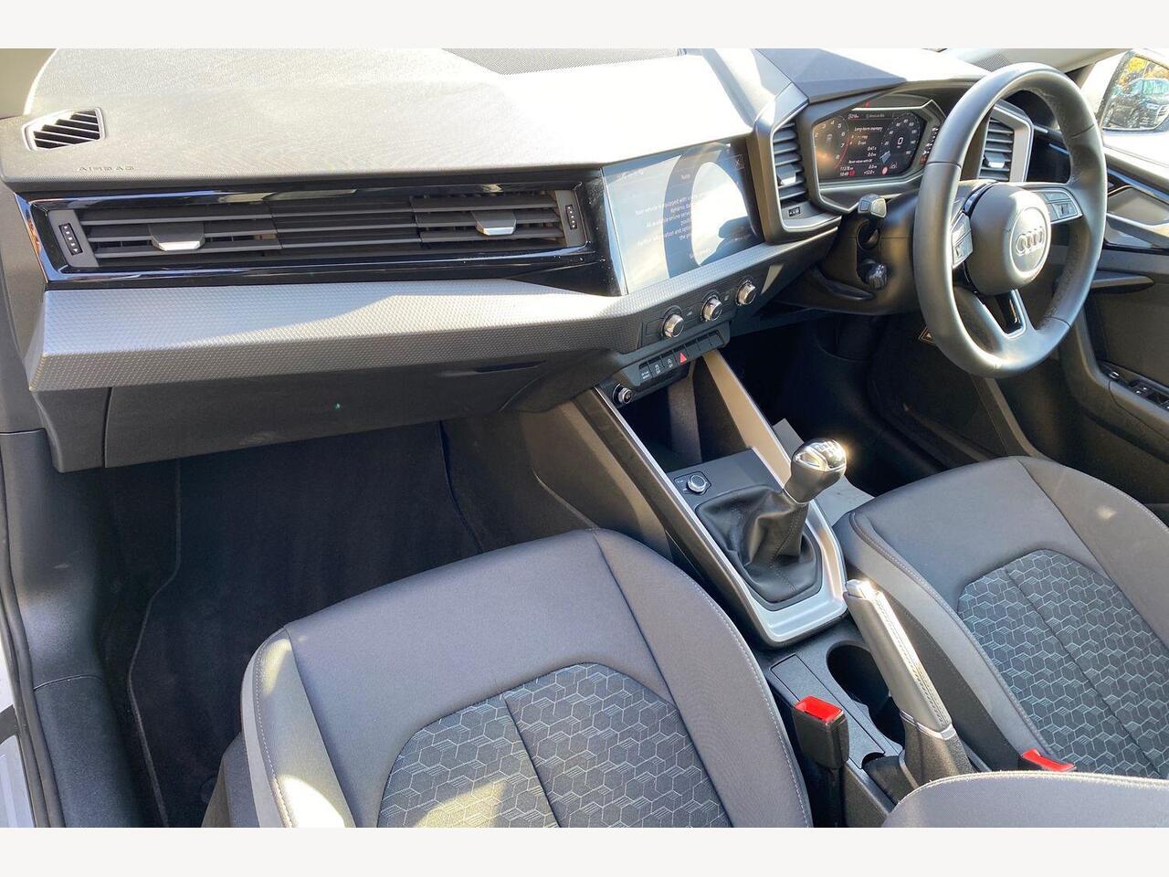 Used Audi A1 2024 for sale - 76330127: Photo 2