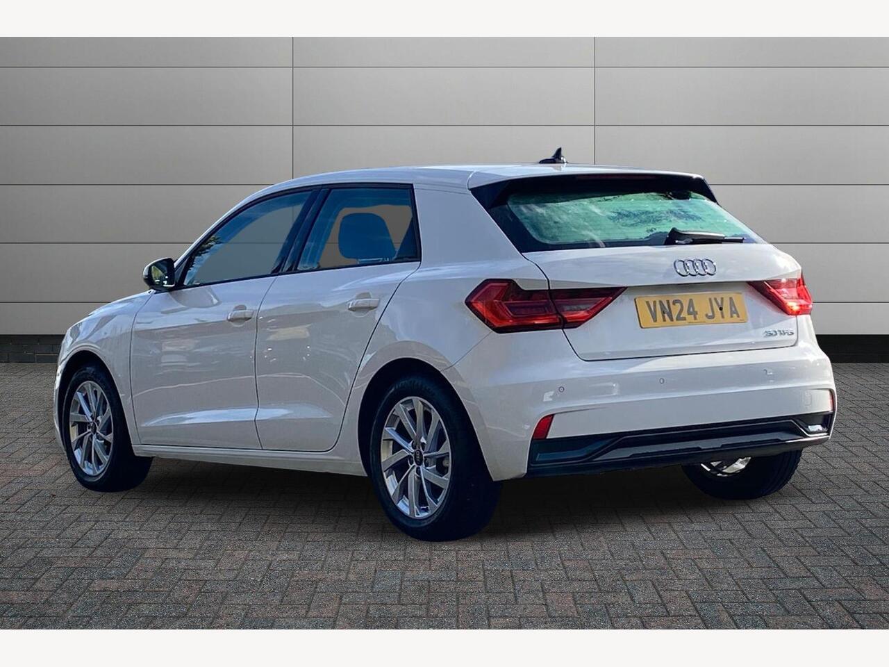 Used Audi A1 2024 for sale - 76330127: Photo 3