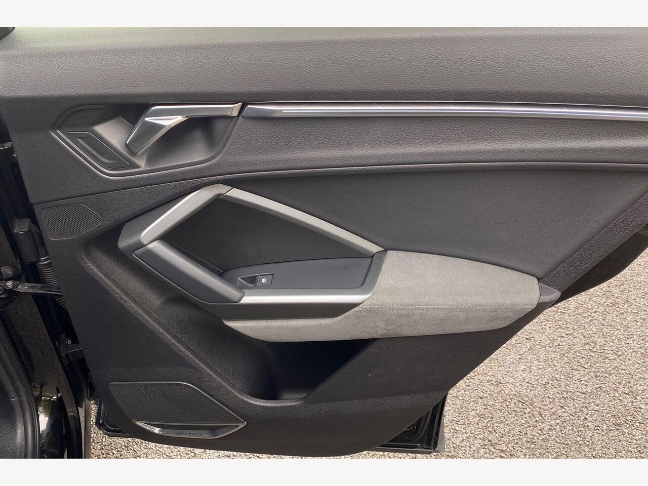 Used Audi Q3 2020 for sale - 77269007: Photo 16