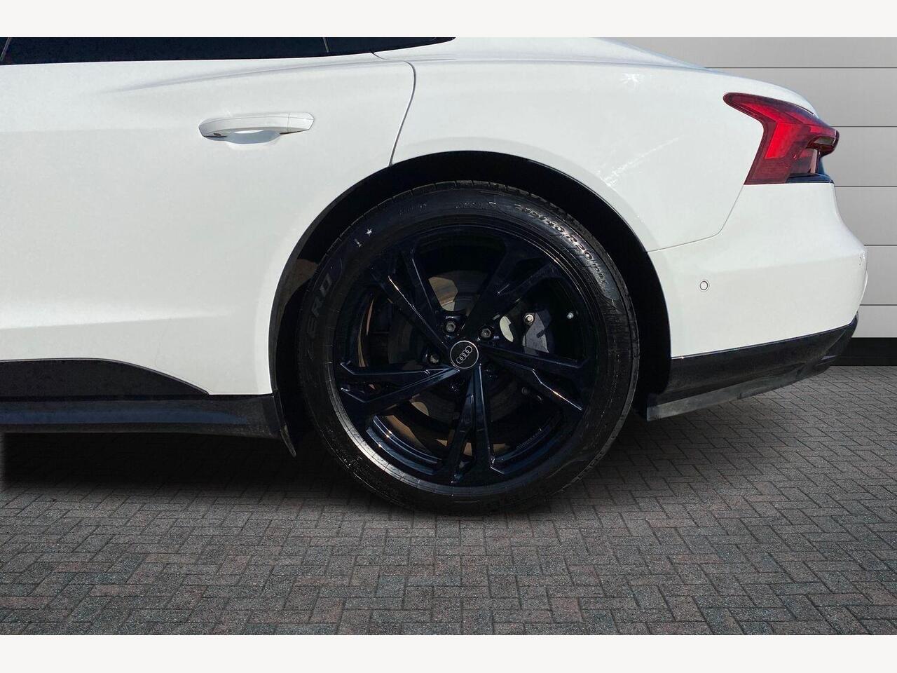 Used Audi e-tron GT 2022 for sale - 77755392: Photo 5