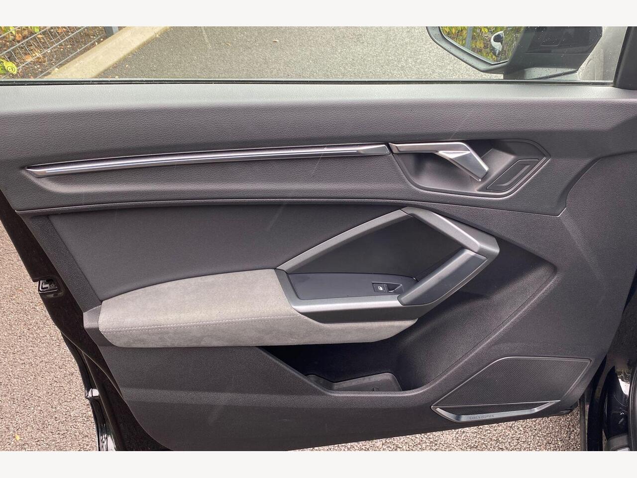 Used Audi Q3 2020 for sale - 77122405: Photo 16