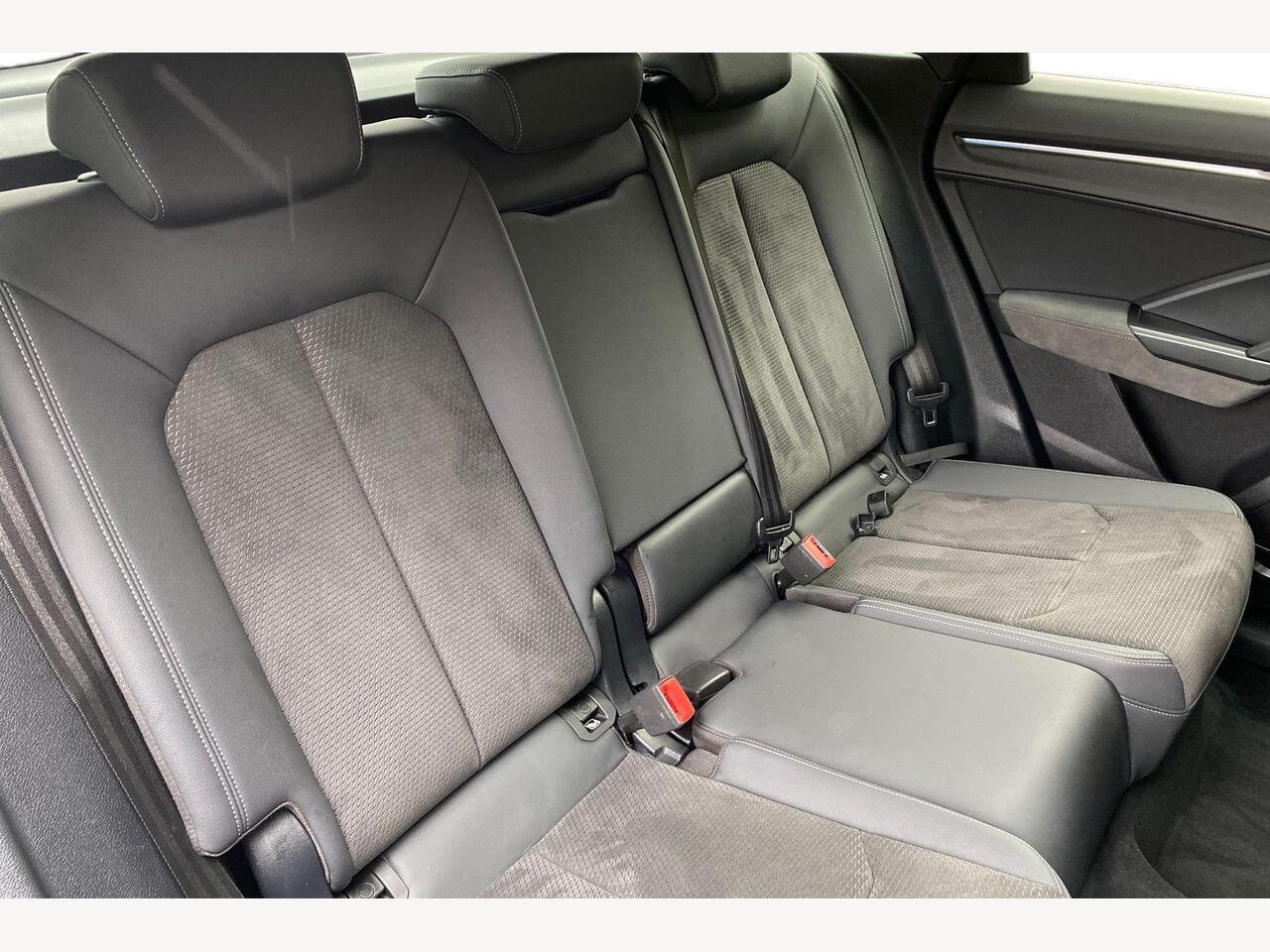 Used Audi Q3 2020 for sale - 77122405: Photo 9