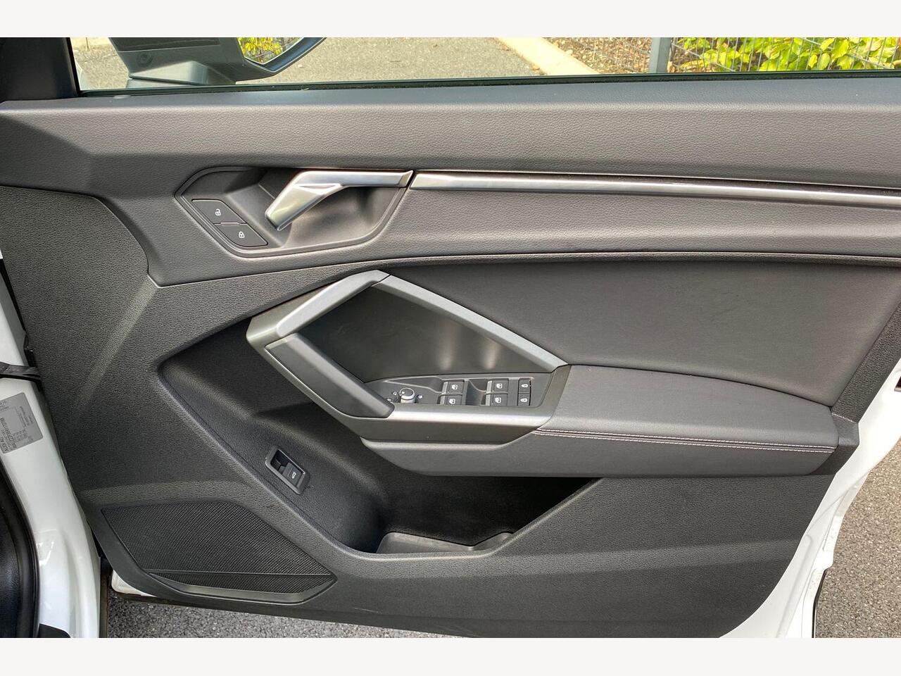 Used Audi Q3 2024 for sale - 76677547: Photo 17