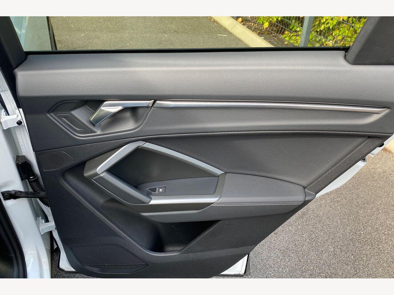 Used Audi Q3 2024 for sale - 76677547: Photo 18