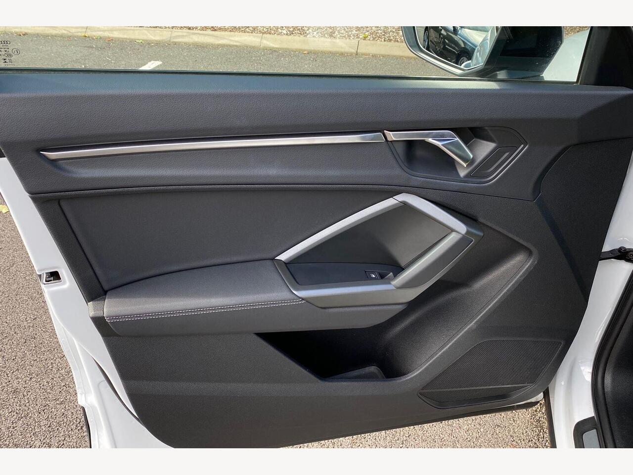 Used Audi Q3 2024 for sale - 76677547: Photo 19