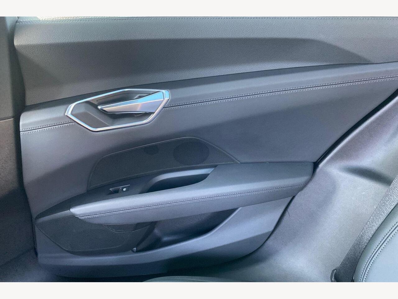 Used Audi e-tron GT 2023 for sale - 78183303: Photo 23