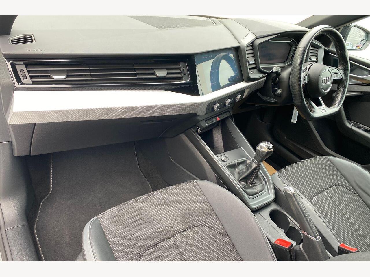 Used Audi A1 2021 for sale - 76673980: Photo 2