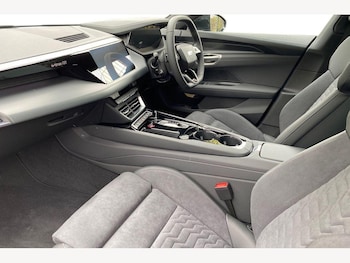 Used Audi e-tron GT 2026 for sale - 78258996: Photo