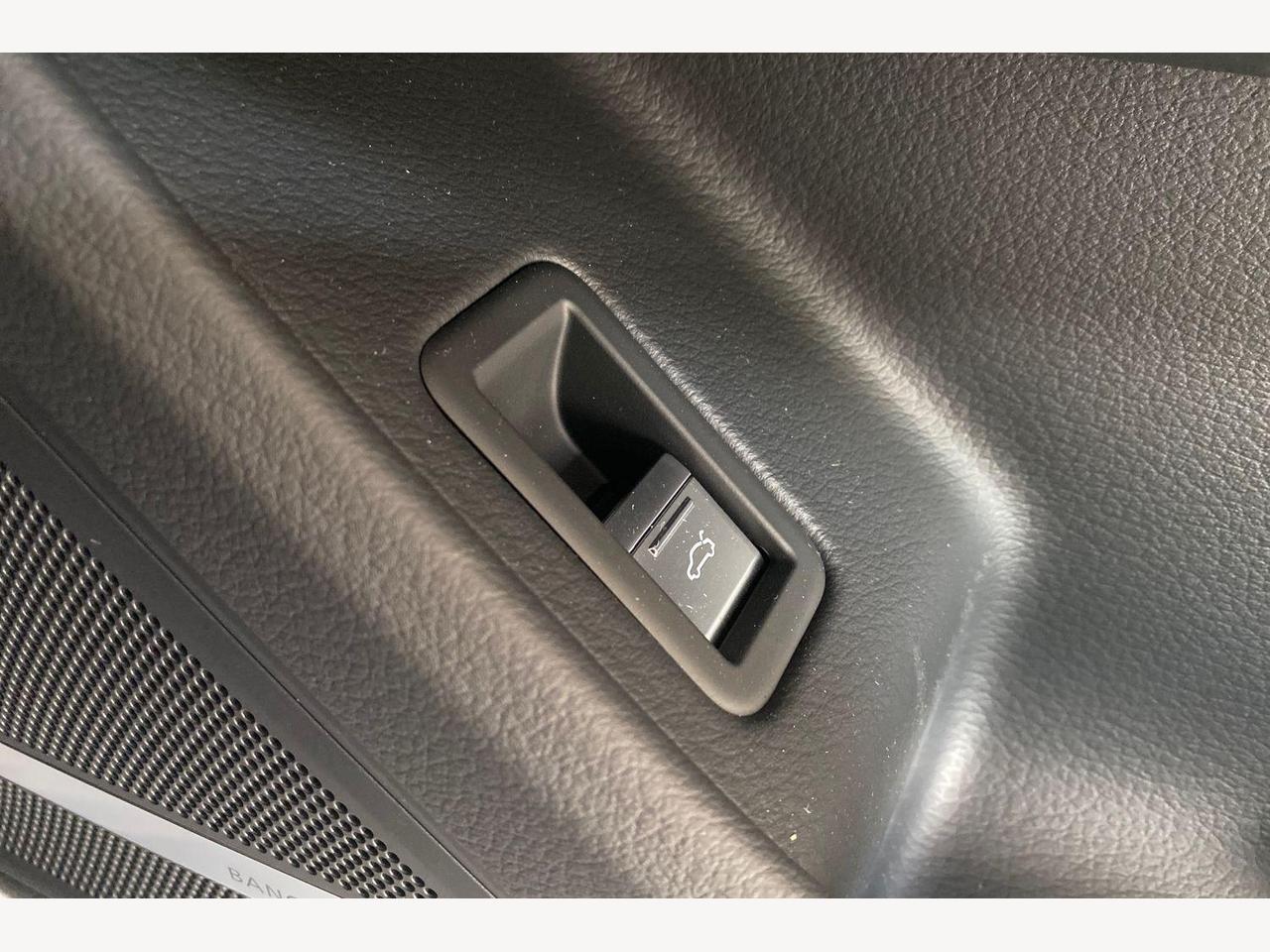 Used Audi A8 2025 for sale - 76680704: Photo 21