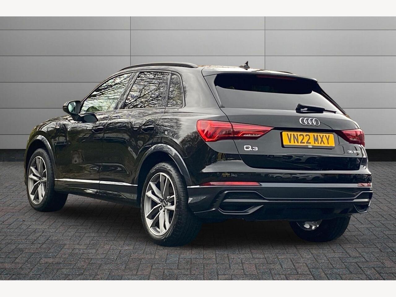 Used Audi Q3 2022 for sale - 76675104: Photo 3