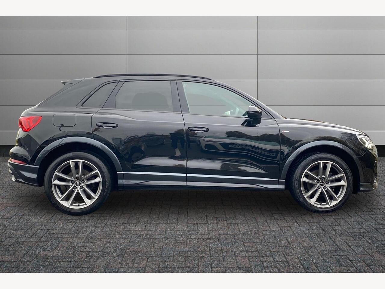 Used Audi Q3 2022 for sale - 76675104: Photo 4
