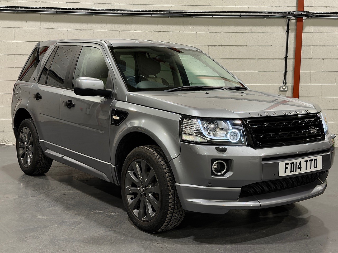 Used Land Rover Freelander 2014 for sale - 77113106: Photo 2
